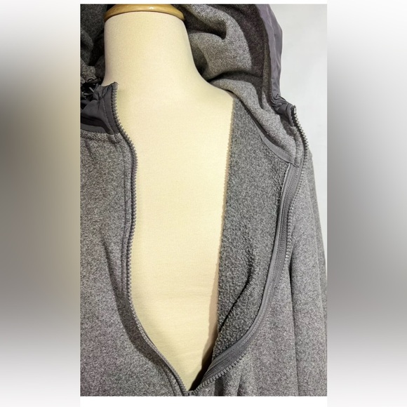 Under Armour Coldgear Loose Hooded Full Zip Jacket Size 2XL Grey LKNW Cond. - Picture 7 of 11